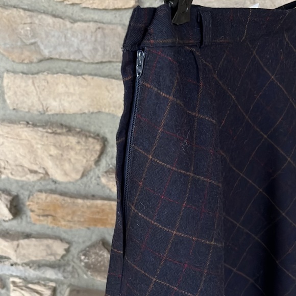 Century of Boston wool check skirt - Picture 5 of 7